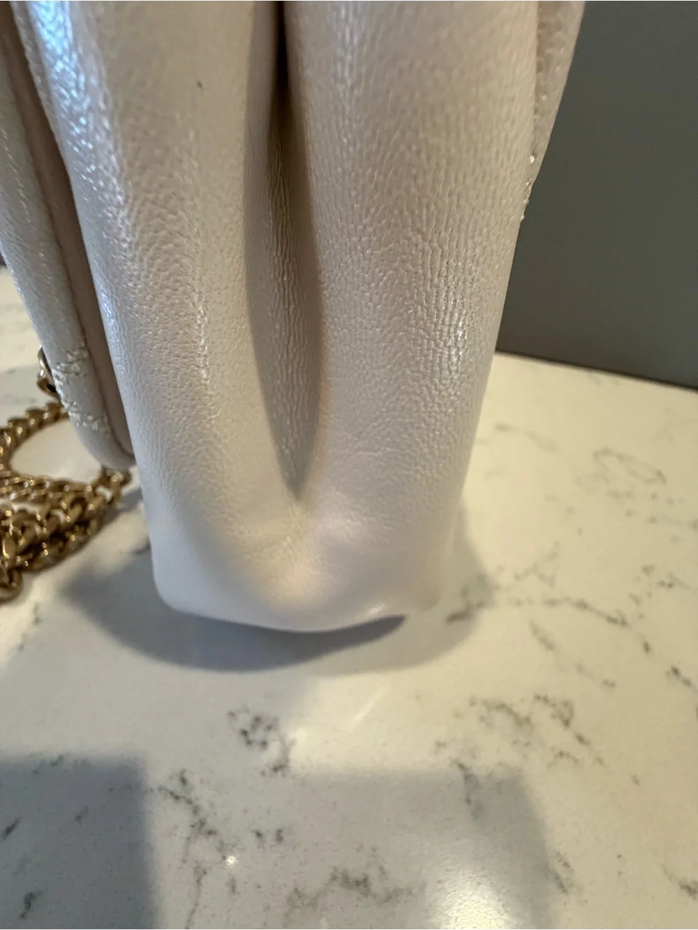 Tory Burch Cream Quilted Chain Crossbody Bag with Gold Hardware